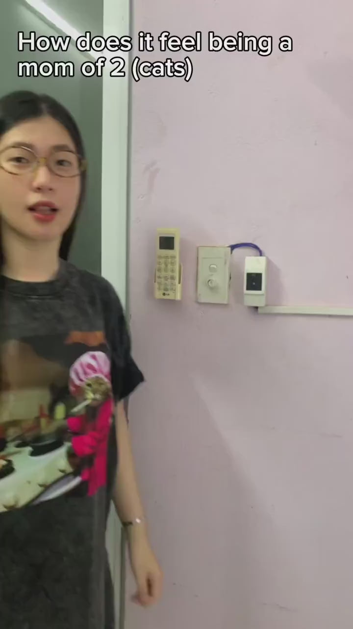 Funny Housewife Cat T-Shirt video